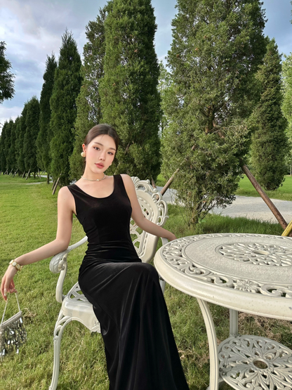 Simple Sheath Spaghetti Strap Formal Maxi Dress Sexy Black Velvet Long Dress AP3295