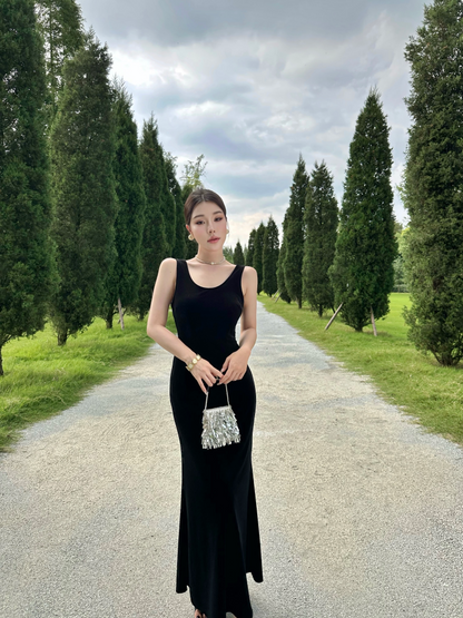 Simple Sheath Spaghetti Strap Formal Maxi Dress Sexy Black Velvet Long Dress AP3295