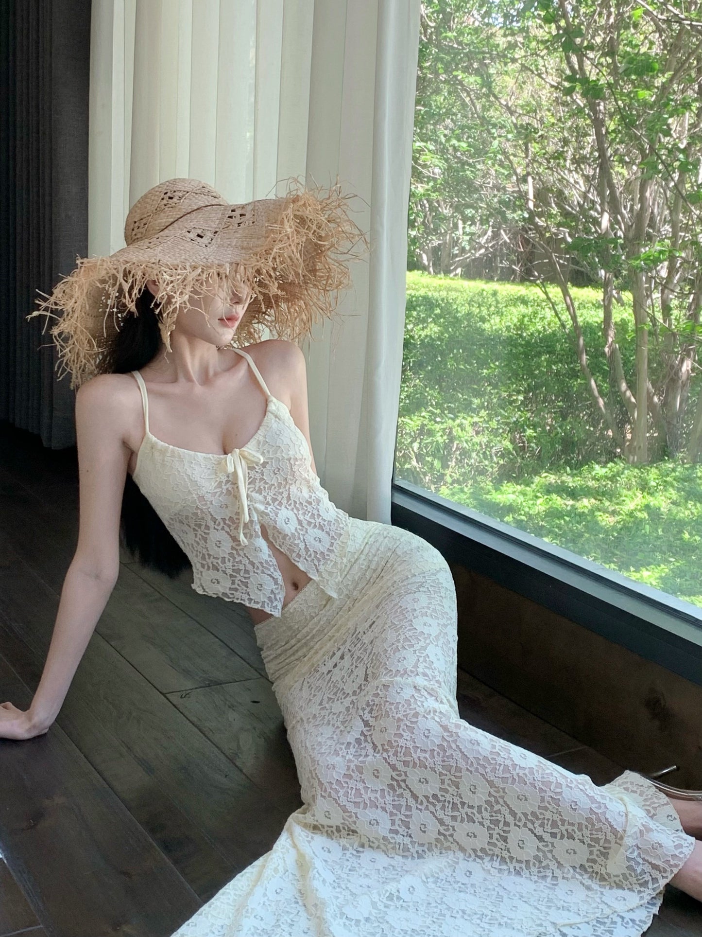 Dreamy Spaghetti Strap 2-Piece Set Mermaid Maxi Dress Charming Lace Tulle Overlay Vacation Outfit Long Dress AP3325