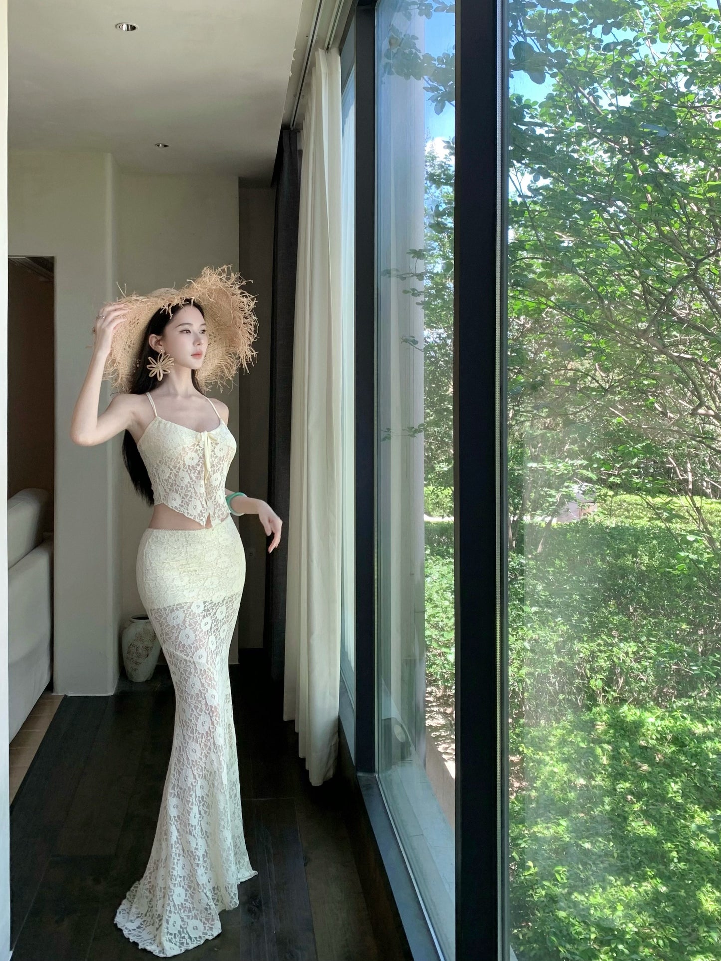 Dreamy Spaghetti Strap 2-Piece Set Mermaid Maxi Dress Charming Lace Tulle Overlay Vacation Outfit Long Dress AP3325