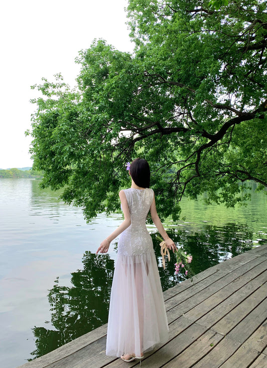 Ornate A-Line Jewel Neck Maxi Dress Gen Z Style Tulle Splicing Hem Floral Print Long Dress AP3335