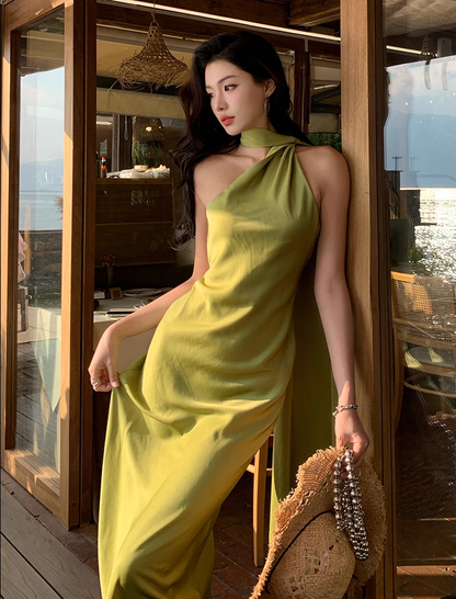 Luxurious A-Line Halter Neck Maxi Dress With Sash Fancy Backless Coastal Outfit Long Dress AP3338