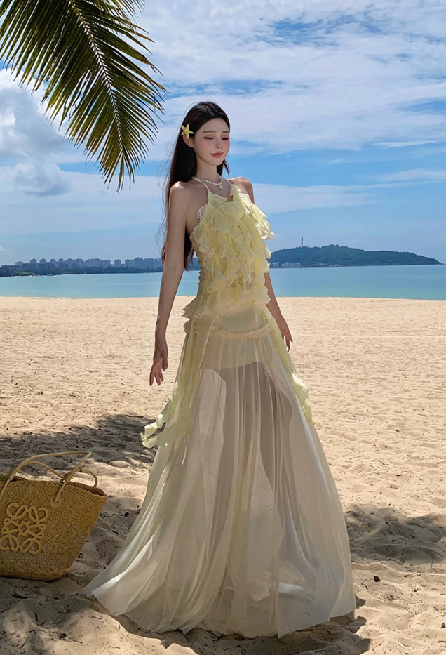 Ethereal A-Line Halter Neck Ruffles Maxi Dress Playful Tulle Splicing Flowy Backless Long Dress AP3349