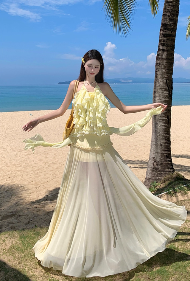 Ethereal A-Line Halter Neck Ruffles Maxi Dress Playful Tulle Splicing Flowy Backless Long Dress AP3349