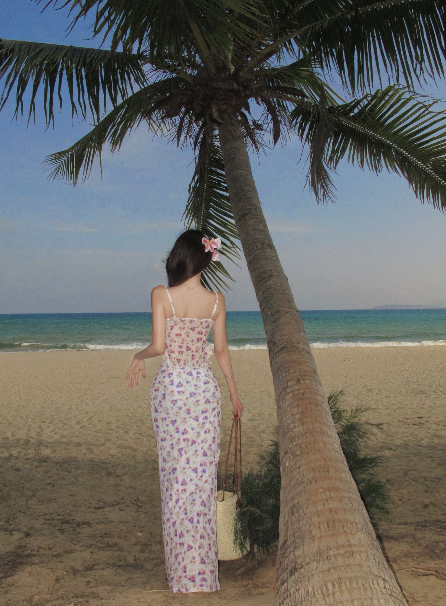 Novelty Spaghetti Strap Sheath Seaside Maxi Dress Fashionable Floral Print Slit Open Waist Long Dress AP3356