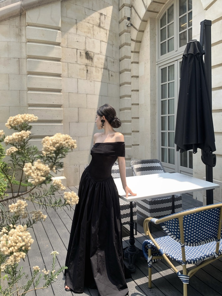 Minimalist Off-Shoulder Beach Vacations Maxi Dresses Simple A-Line Black Cinched-Waist Long Dress AP3358