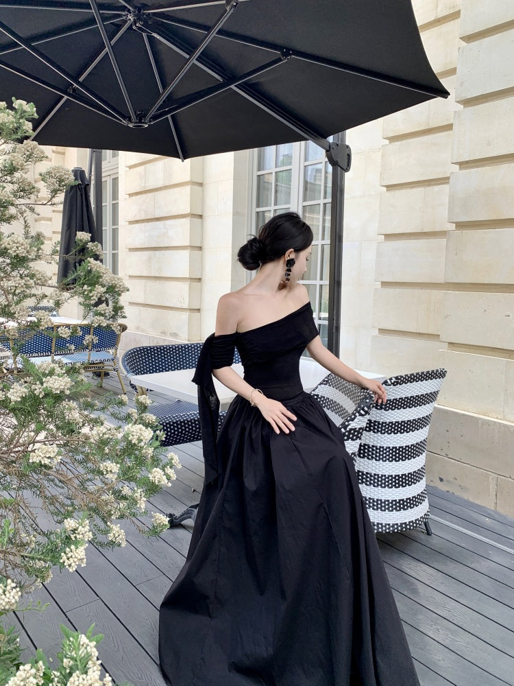 Minimalist Off-Shoulder Beach Vacations Maxi Dresses Simple A-Line Black Cinched-Waist Long Dress AP3358