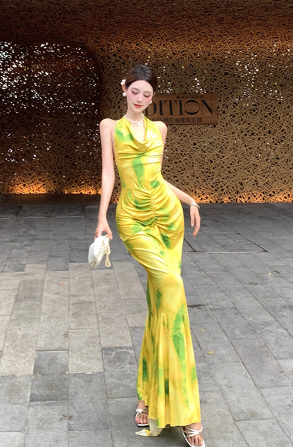 Dramatic Mermaid Halter Neck Maxi Dress Simple Backless Ruched Color-Block Long Dress AP3359