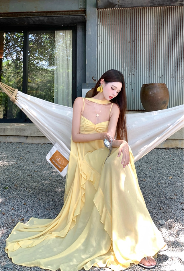 Glamorous Spaghetti Strap A-Line Maxi Dress With Sash Charming Yellow Ruffles Trimmed Long Dress AP3360