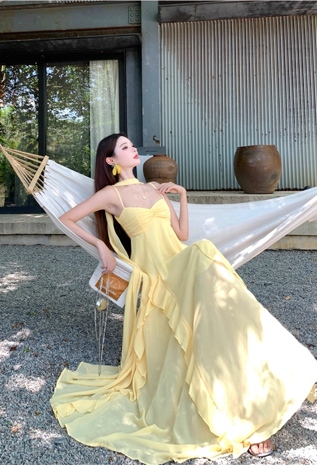 Glamorous Spaghetti Strap A-Line Maxi Dress With Sash Charming Yellow Ruffles Trimmed Long Dress AP3360