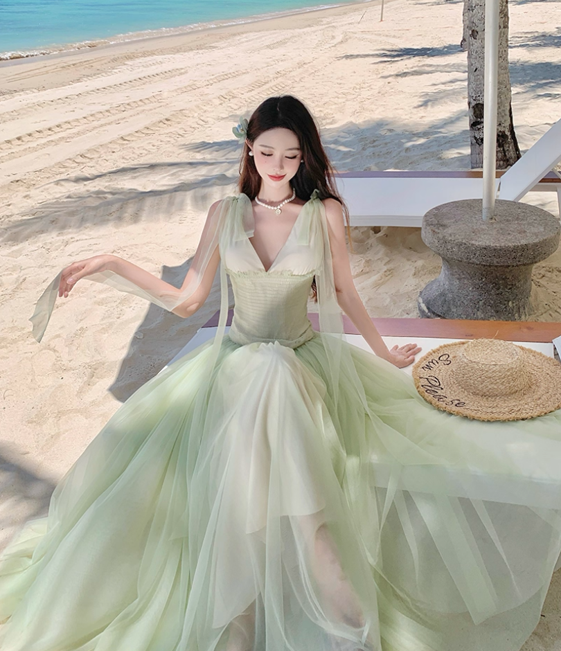 Vintage A-Line V-Neck Slight Tulle Maxi Dresses Dreamy Cinched-Waist Ruffles Adjustable Straps Long Dress AP3366