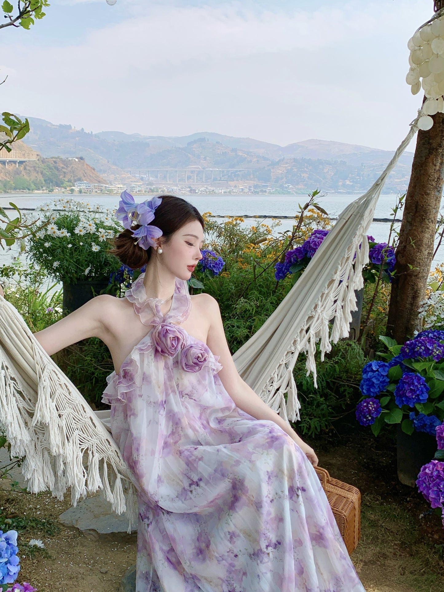 Sweet A-Line Halter Neck Handmade Flowers Maxi Dress Attractive Floral Print Backless Ruffles Long Dress AP3368