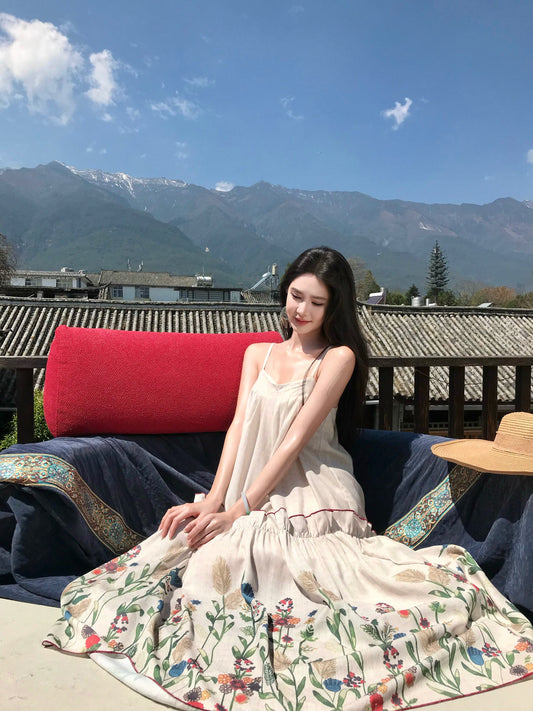 Graceful Spaghetti Strap A-Line Maxi Dress Boho-Inspired Ruffles Floral Print Loose Fit Long Dress AP3372