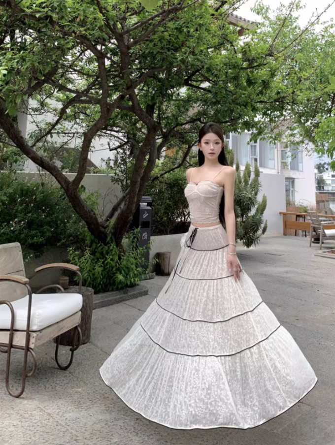 Ornate 2-Piece Set Spaghetti Strap A-Line Maxi Dress Dreamy Stripes Lace Jacquard Long Dress AP3378