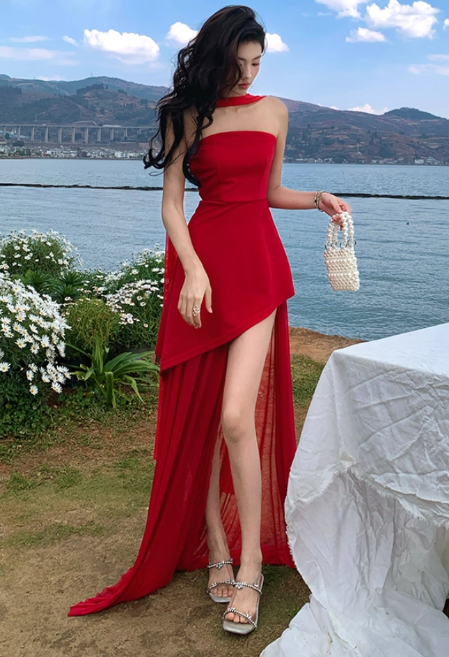 Romantic Strapless A-Line Asymmetric Hem Maxi Dresses Charming Red Tulle Splicing Slit Long Dress AP3379