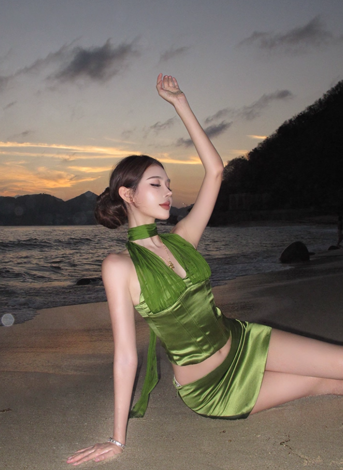 Everyday Wear Green Sheath 2-Piece Set Mini Skirt Fairy Sheen Fabric Backless Halter Short Dress AP3380