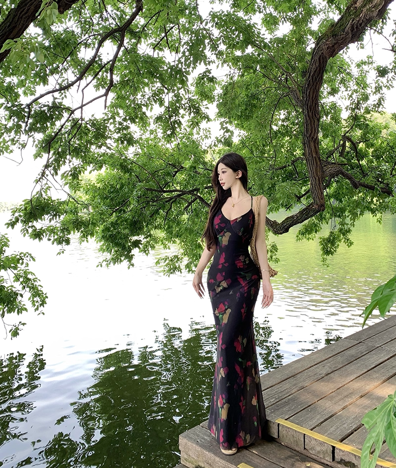 Fairy Spaghetti Strap Mermaid Maxi Dress Attractive Crisscross Back Floral Print Long Dress AP3381