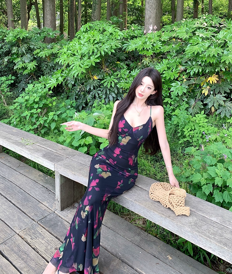 Fairy Spaghetti Strap Mermaid Maxi Dress Attractive Crisscross Back Floral Print Long Dress AP3381