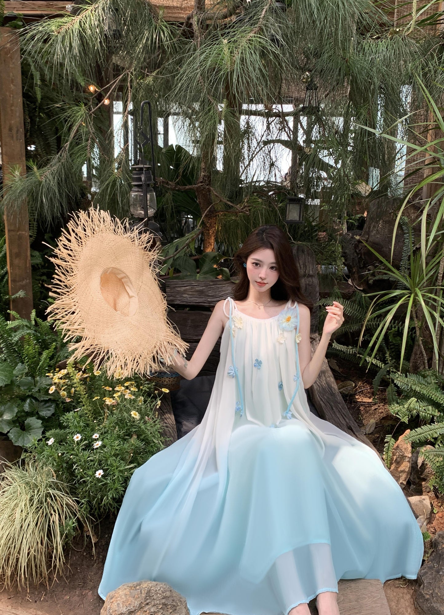 Delicate Floral Accent Spaghetti Strap A-Line Maxi Dress Fancy Flowy Loose Fit Ombre Long Dress AP3384