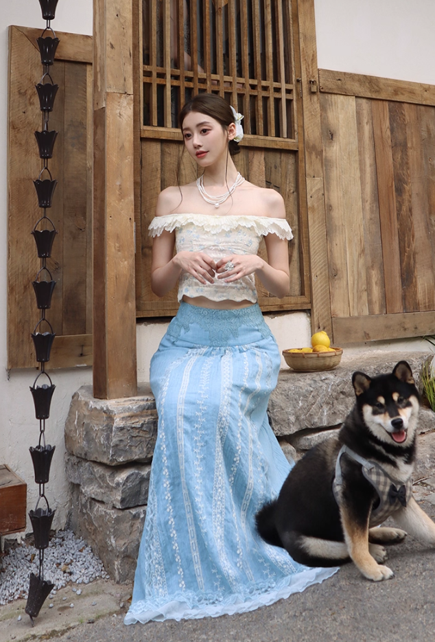 Flattering Off-Shoulder Two-Piece Set A-Line Maxi Dresses Vintage Lace Hem Floral Print Long Dress AP3391