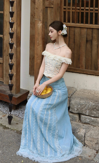 Flattering Off-Shoulder Two-Piece Set A-Line Maxi Dresses Vintage Lace Hem Floral Print Long Dress AP3391