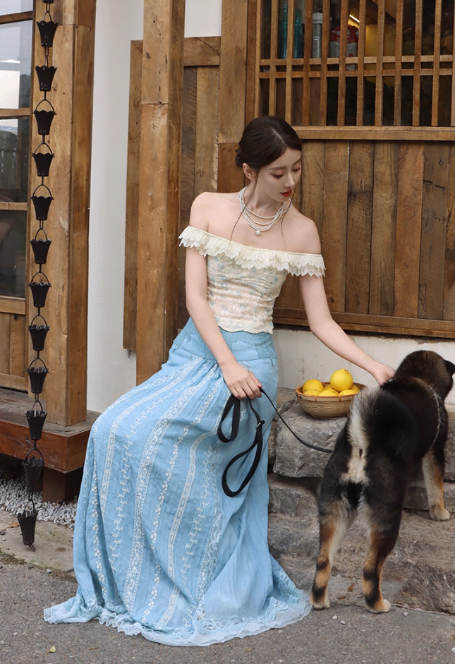 Flattering Off-Shoulder Two-Piece Set A-Line Maxi Dresses Vintage Lace Hem Floral Print Long Dress AP3391