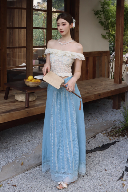 Flattering Off-Shoulder Two-Piece Set A-Line Maxi Dresses Vintage Lace Hem Floral Print Long Dress AP3391