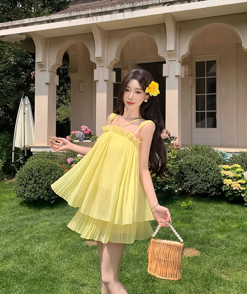 Lovely A-Line Beading Spaghetti Strap Mini Skirt Cute Yellow Tiered Tulle Flowy Short Dress AP3407
