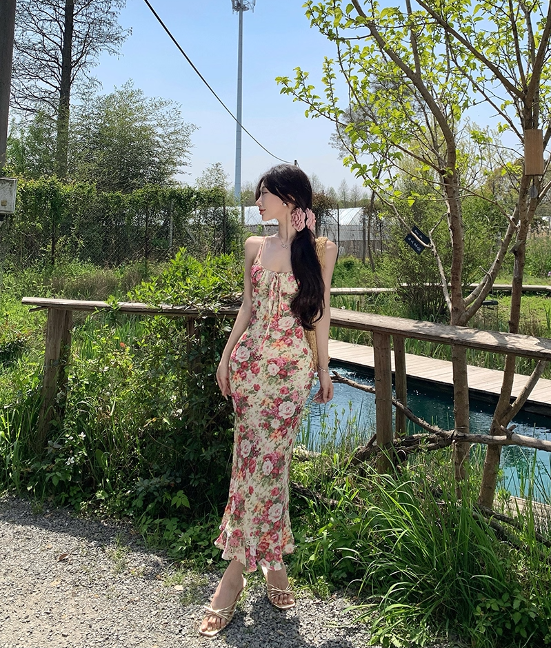 Boho-Inspired Spaghetti Strap Sheath Maxi Dress Beautiful Floral Print Ruffles Hem Long Dress AP3408