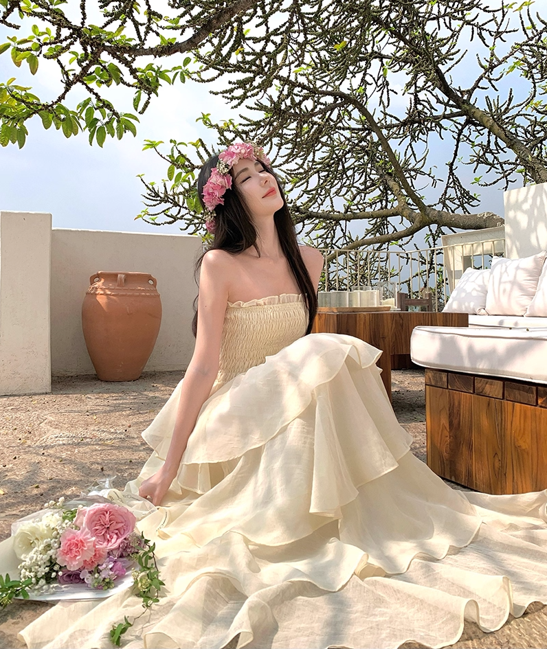 Fairy A-Line Strapless Ruffles Trimmed Maxi Dresses Lovely Tiered Tulle Cinched-Waist Long Dress AP3410