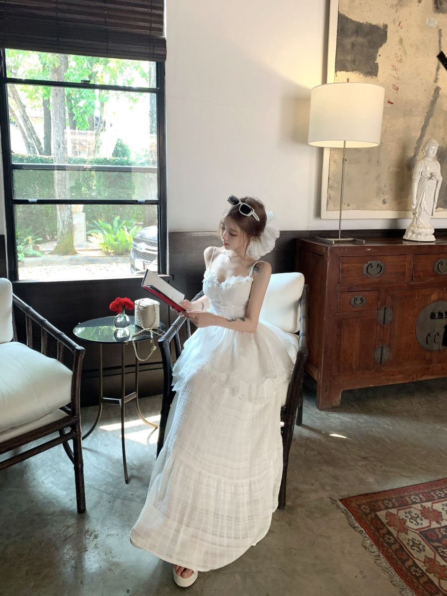 Fitted White Two-Piece Spaghetti Strap Maxi Dress Elegant A-Line Tiered Lace Hem Long Dress AP3425