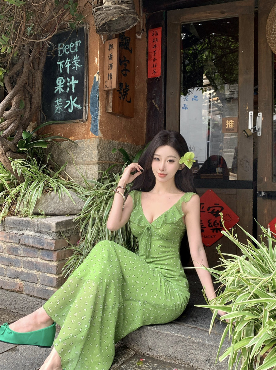 Playful Ruffles V-Neck Green Maxi Dress Enticing Sheath Floral Print Double Layers Long Dress AP3427