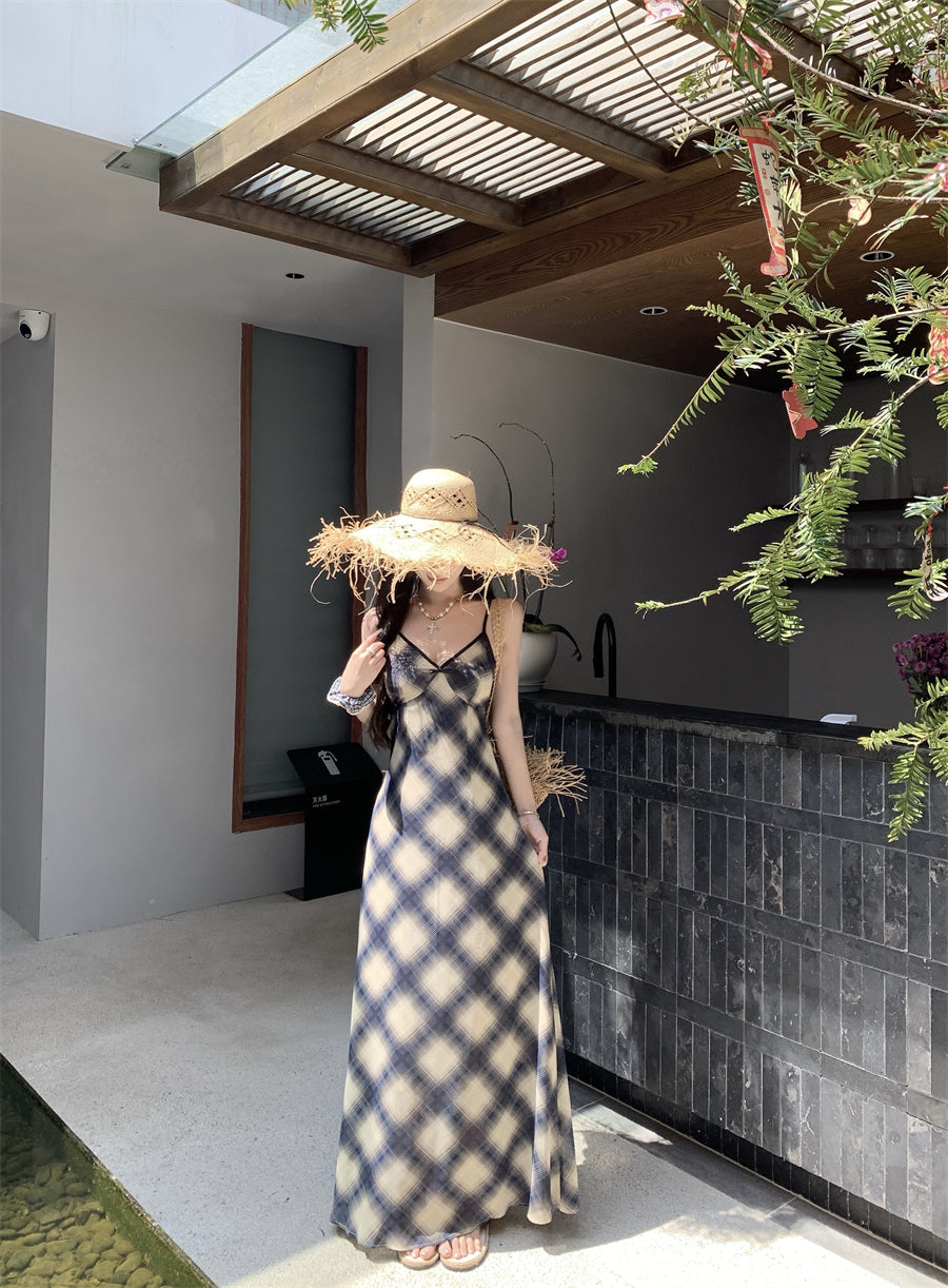 Adorable Plaid V-Neck Maxi Dress Boho-Style A-Line Bow Accent Waist-Cinching Long Dress AP3428