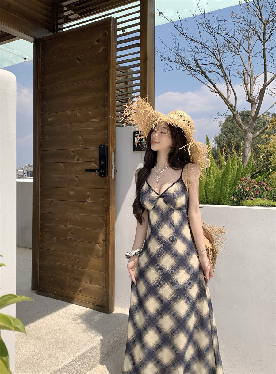 Adorable Plaid V-Neck Maxi Dress Boho-Style A-Line Bow Accent Waist-Cinching Long Dress AP3428