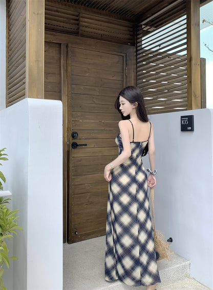 Adorable Plaid V-Neck Maxi Dress Boho-Style A-Line Bow Accent Waist-Cinching Long Dress AP3428