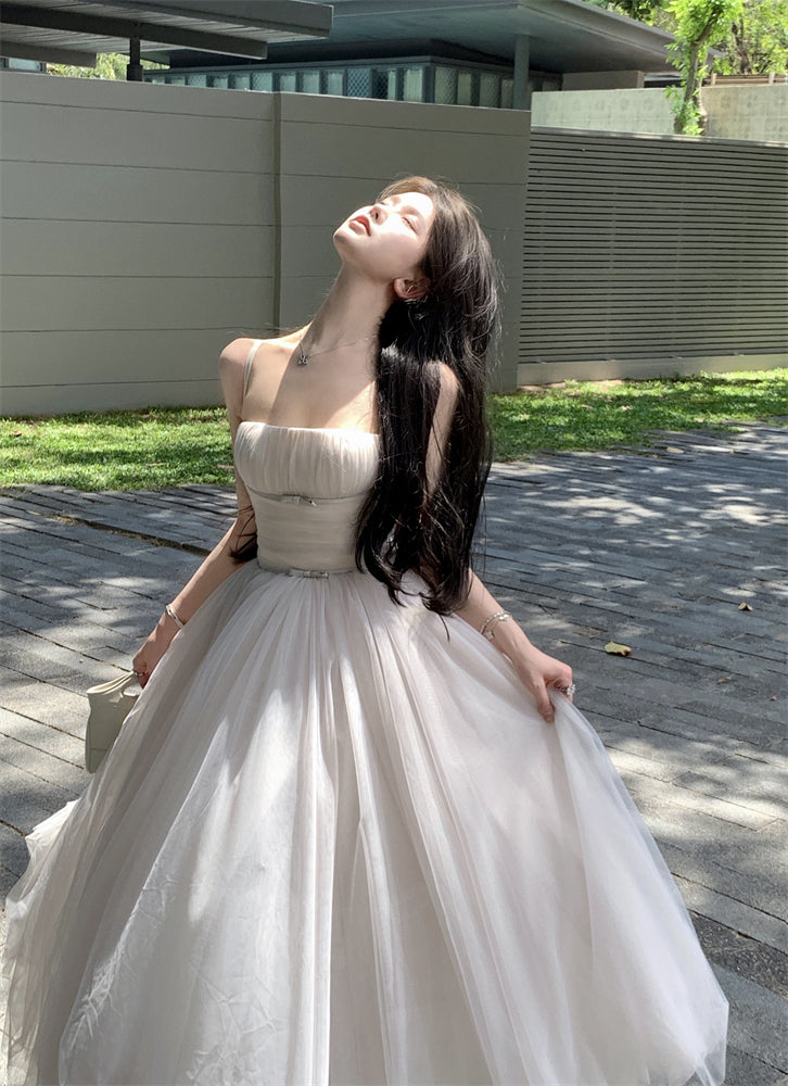 Alluring A-Line Spaghetti Strap Maxi Dress Ethereal White Layered Tulle Cinched-Waist Long Dress AP3443