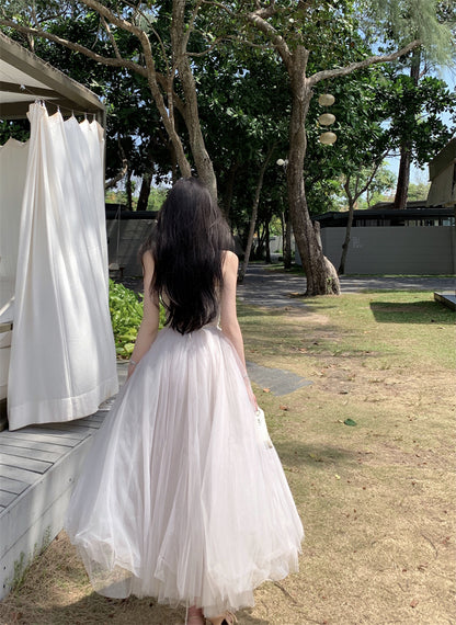 Alluring A-Line Spaghetti Strap Maxi Dress Ethereal White Layered Tulle Cinched-Waist Long Dress AP3443