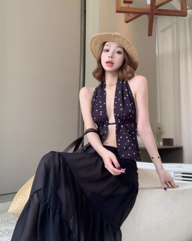 Vintage A-Line Polka Dots Maxi Dress Boho-Style Cinched-Waist Flowy Tulle Skirt Backless Halter Long Dress AP3447