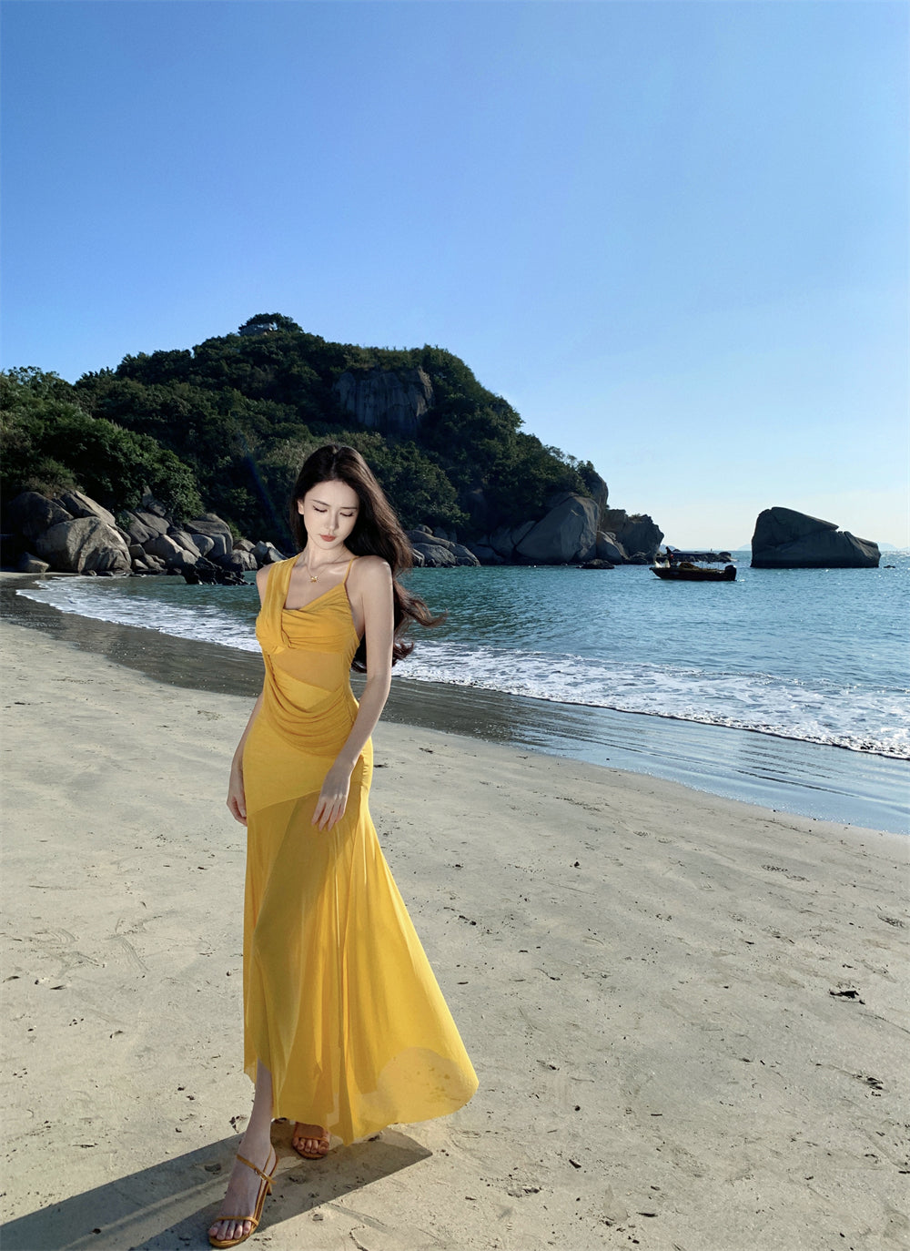Appealing Ruched Asymmetric Neckline Spaghetti Strap Evening Maxi Dress Y2K Style Sheath Lining Yellow Layered Tulle Long Dress AP3463