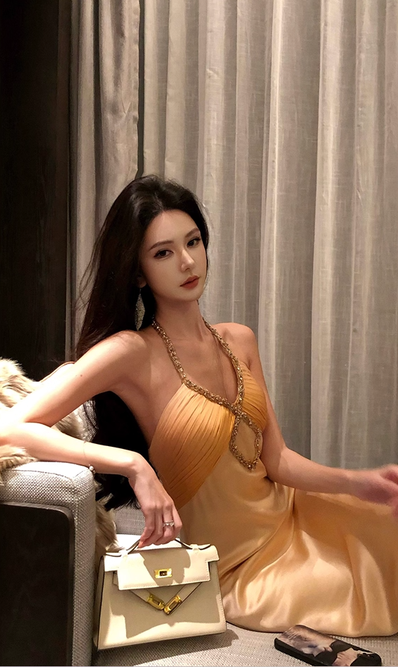 Enchanting Sheath Crystals Accent Evening Maxi Dress Chic Backless Pleated Cinched-Waist Halter Long Dress AP3467