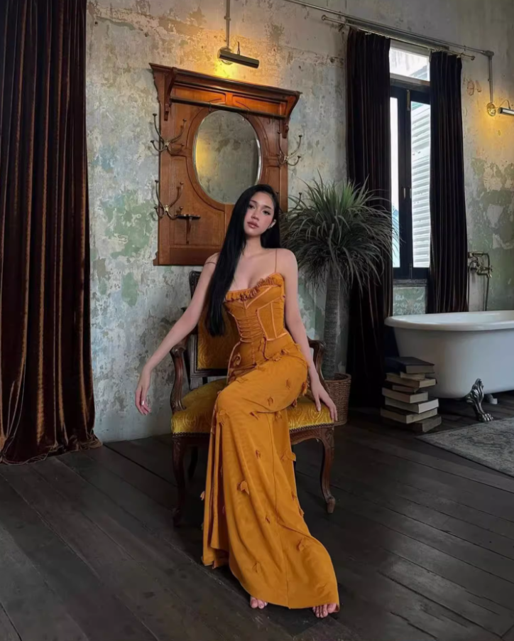 Beautiful Spaghetti Strap Lace-Up Mermaid Maxi Dress Vibrant 3D Floral Ruffles Trimmed Long Dress AP3468