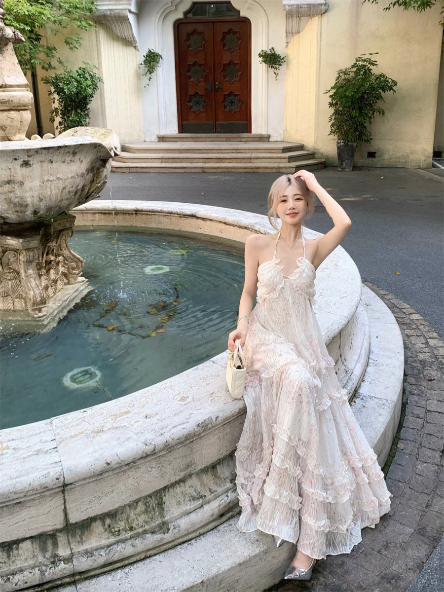 Everyday Wear A-Line Floral Print Maxi Dress Graceful Backless City Walk Outfit Flowy Ruffles Hem Halter Long Dress AP3471