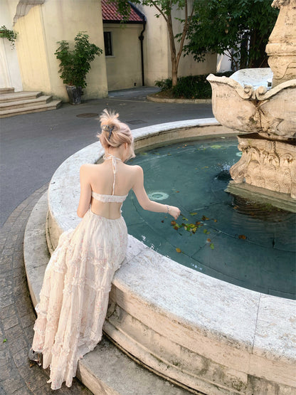 Everyday Wear A-Line Floral Print Maxi Dress Graceful Backless City Walk Outfit Flowy Ruffles Hem Halter Long Dress AP3471