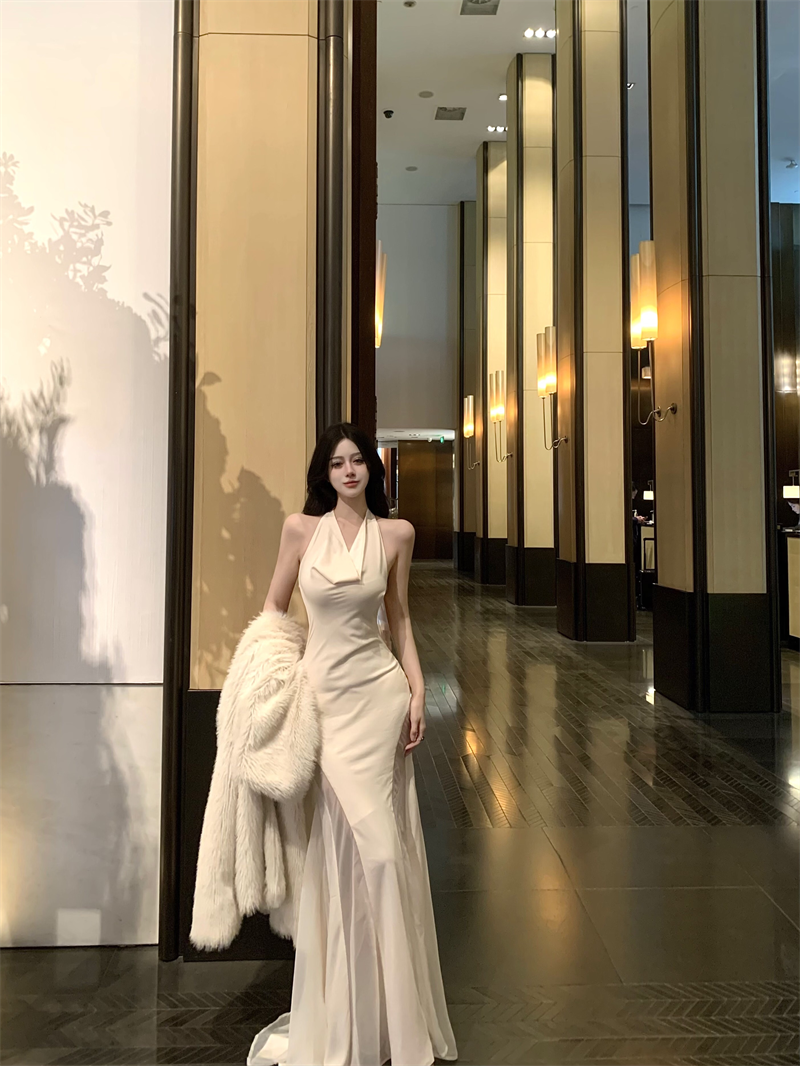 Gen Z Style Mermaid White Maxi Dress Vogue Tulle Splicing Draped Neckline Halter Long Dress AP3478