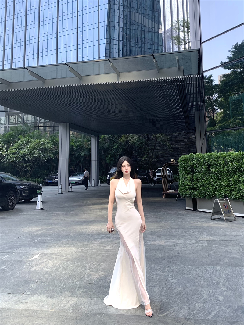 Gen Z Style Mermaid White Maxi Dress Vogue Tulle Splicing Draped Neckline Halter Long Dress AP3478