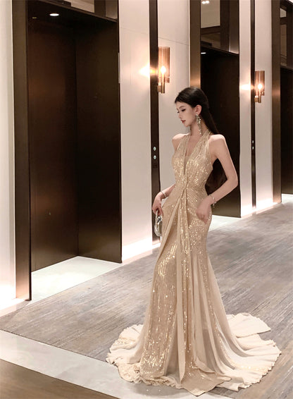 Maximalism Mermaid Tulle Splicing Maxi Dress Stunning Sequins Accent Deep V-Neck Evening Halter Long Dress AP3481