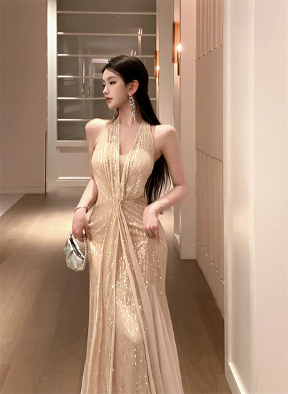 Maximalism Mermaid Tulle Splicing Maxi Dress Stunning Sequins Accent Deep V-Neck Evening Halter Long Dress AP3481