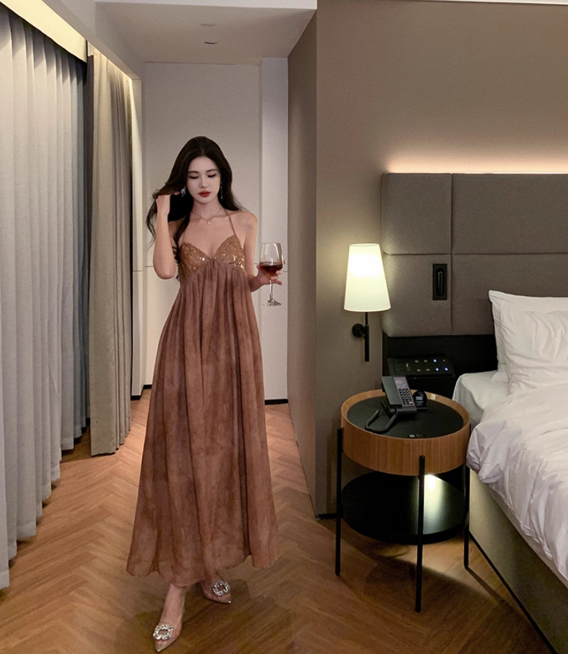 Delicate A-Line Backless Floral Print Maxi Dress Charming Sequins Design Flowy Halter Long Dress AP3482