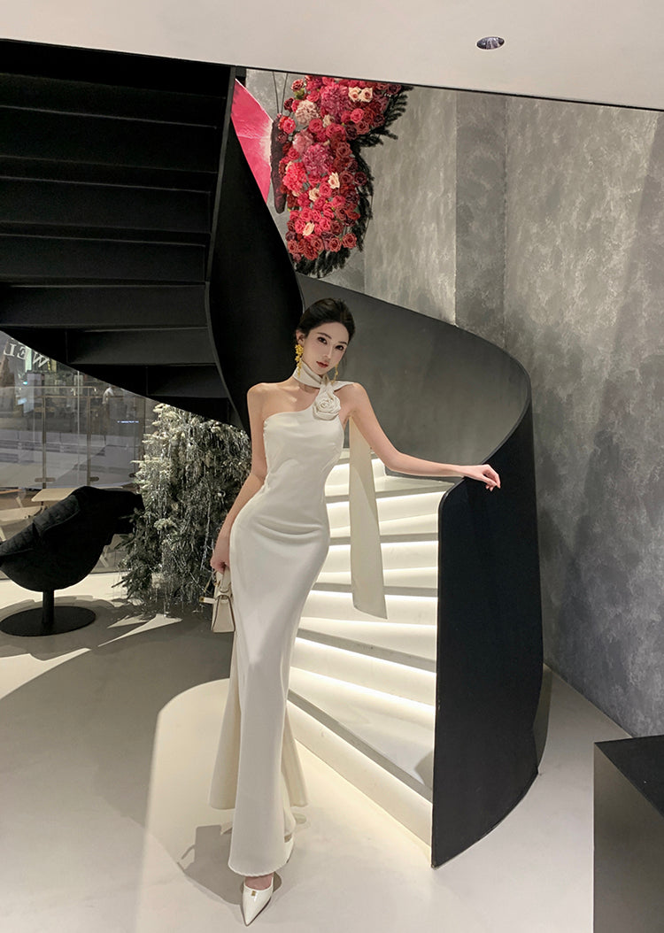 Pretty Mermaid White Sash Maxi Dress Elegant Formal Occasion Backless 3D Floral Design Halter Long Dress AP3483