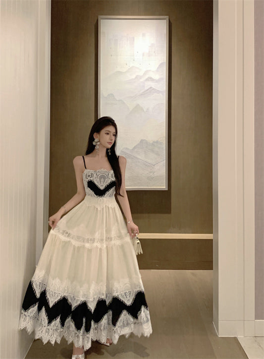 Modern Spaghetti Strap A-Line Maxi Dress Romantic Trimmed Lace Cinched-Waist Color-Block Long Dress AP3485